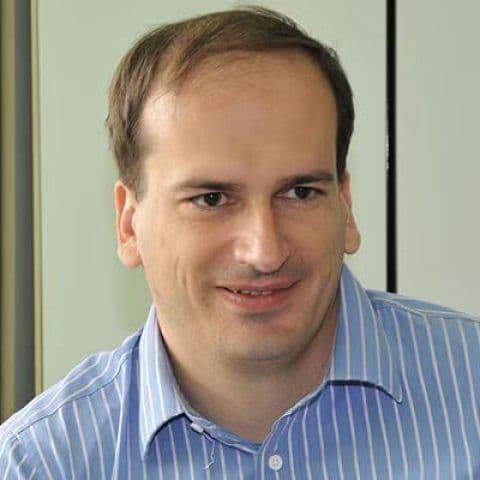 Philip Schellekens headshot