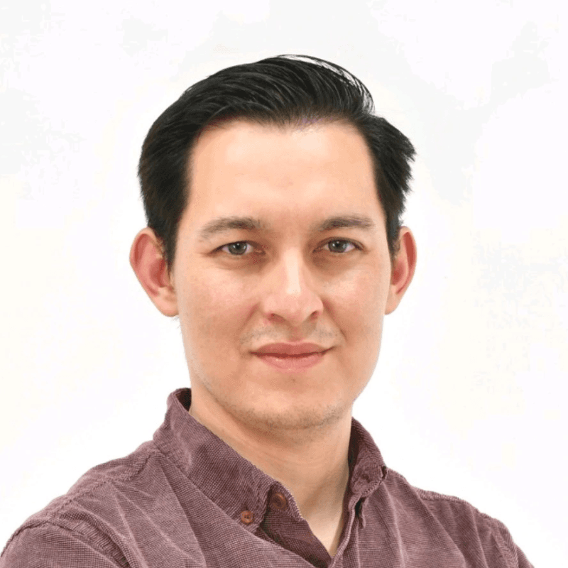 Daniel Yu headshot